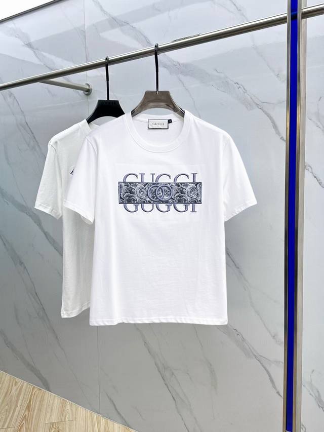 Gucci 2025 Spring and Summer New Releases Newest Short-sleeved Round Neck T-shi
