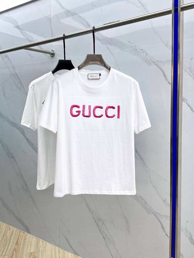 Gucci 2025 Spring and Summer New Releases, the Latest Short-sleeved Round Neck T