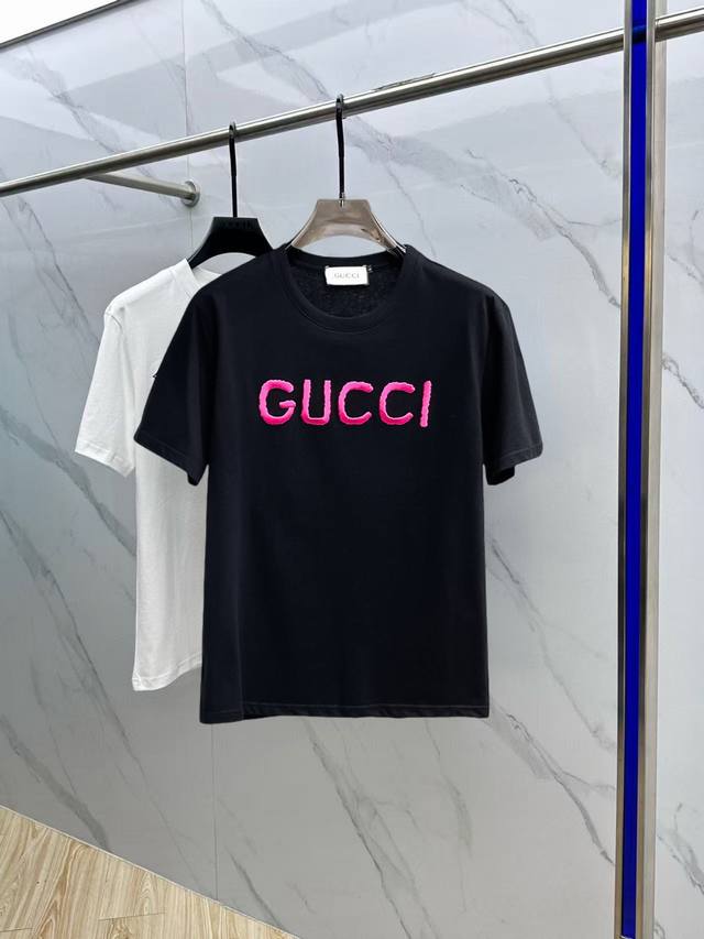 Gucci 2025 Spring and Summer New Releases Newest Short-sleeved Round Neck T-shir
