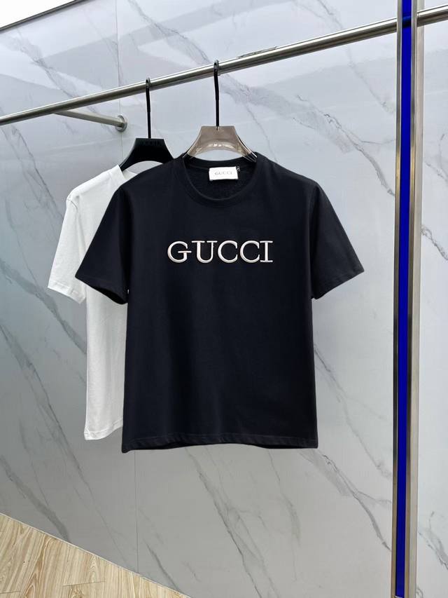 Gucci 2025 Spring and Summer New Releases Newest Short-sleeved Round Neck T-shi
