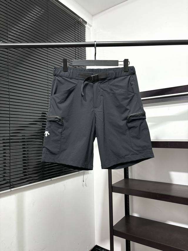 High version, very good quality! Thin and quick-drying! Descente workwear style