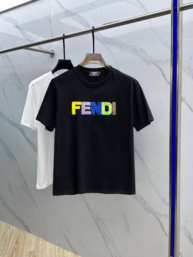 Fendi 2025 Spring and Summer New Releases Newest Short-sleeved Round Neck T-shi