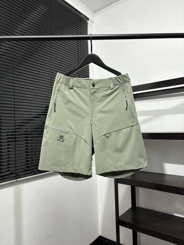 High version, very good quality! 100,000 stitches embroidered small label, very