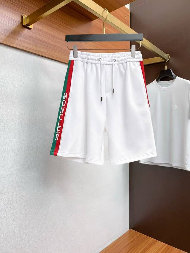 Moncler summer logo knitted sports casual shorts Os version cut creates an extr