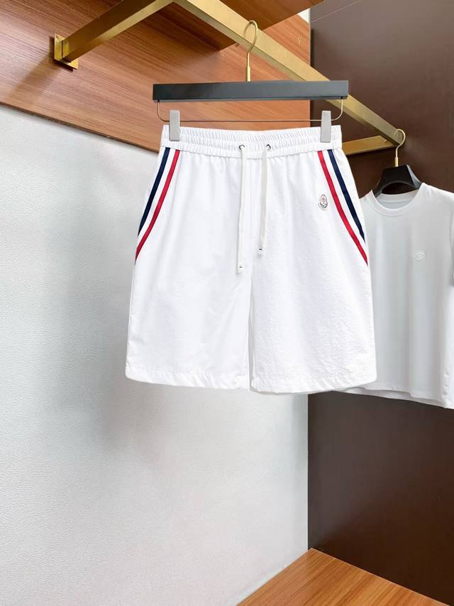 Moncler summer logo knitted sports casual shorts Os version cut creates an extr