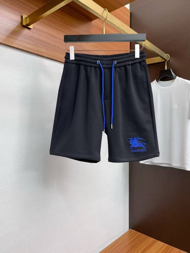 BURBERRY Summer Logo Knitted Sports Casual Shorts Os version cut creates an extr