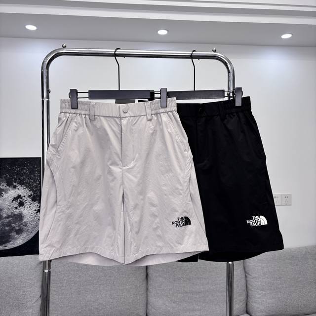 2025 The North Face Tnf elastic waist couple shorts are made of Falshdry blended