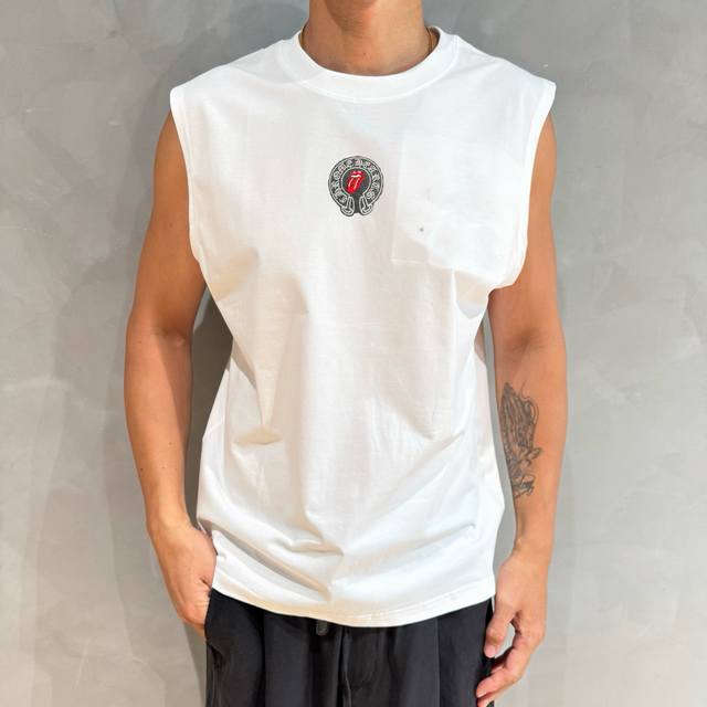 Chrome Hearts new summer sleeveless vest is now online! The iconic brand embroi