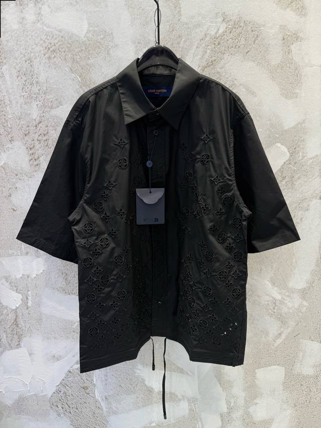 Lv 25Ss Monogram floral hollow embroidery short-sleeved shirt Heavy-duty style F