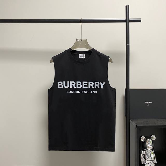 Burberry's new summer vest is made of high-quality fabrics, super soft and skin-
