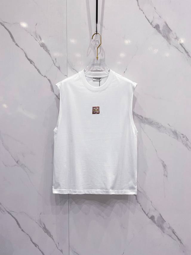 Givenchy vest new summer style. The brand's iconic logo embroidered on the ches