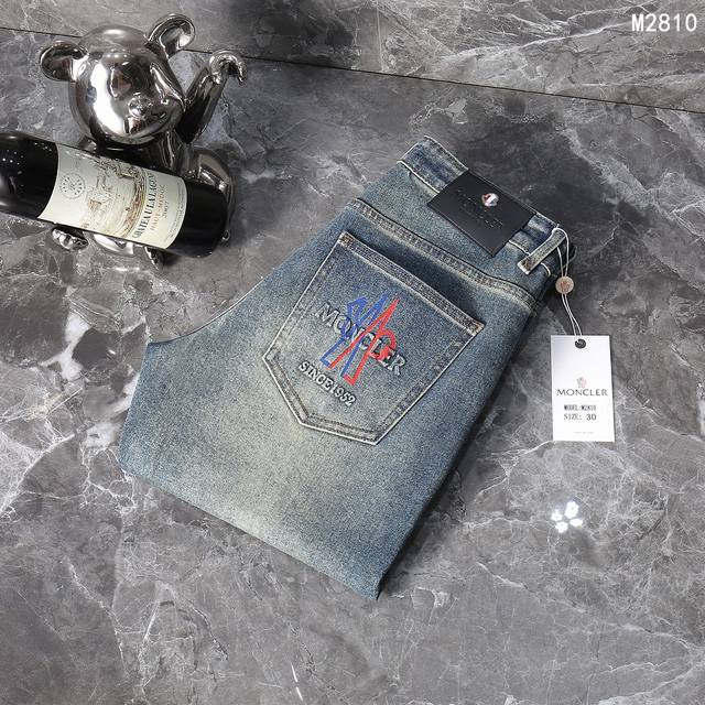 Moncler 2025 autumn and winter new European counter super A purchasing level ove