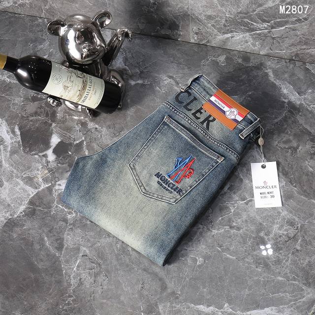Moncler 2025 autumn and winter new European counter super A purchasing level ove