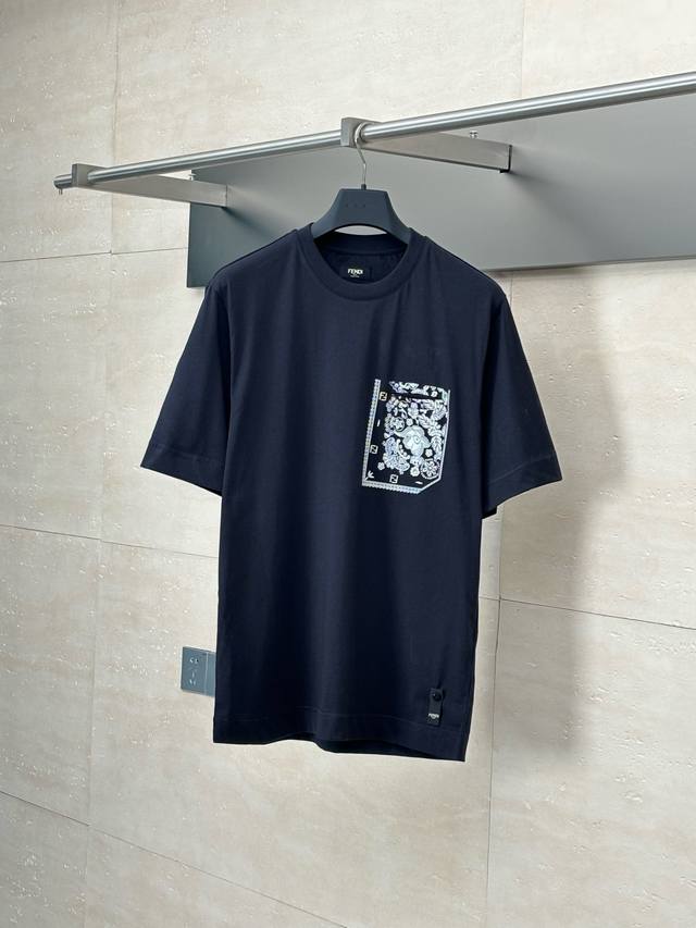 Fendi* Fendi 25Ss new wax flower pocket round neck short-sleeved T-shirt Made of