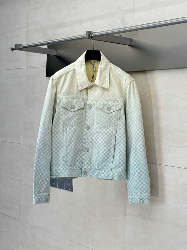 Lv Louis 25 Early Spring New Damier Gradient Checkerboard Denim Jacket This deni