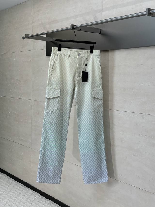 Lv Louis 25 Early Spring New Damier Gradient Checkerboard Jeans This denim jacke