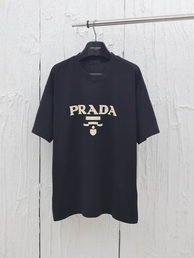Prada* Prada 25Ss new embossed letter short-sleeved T-shirt embossed letter logo