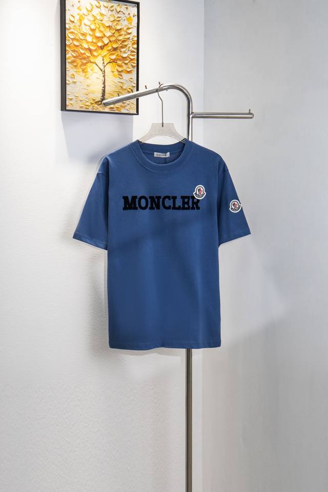 Style number: Y187 Moncler flocked letter logo embroidered on the chest classic