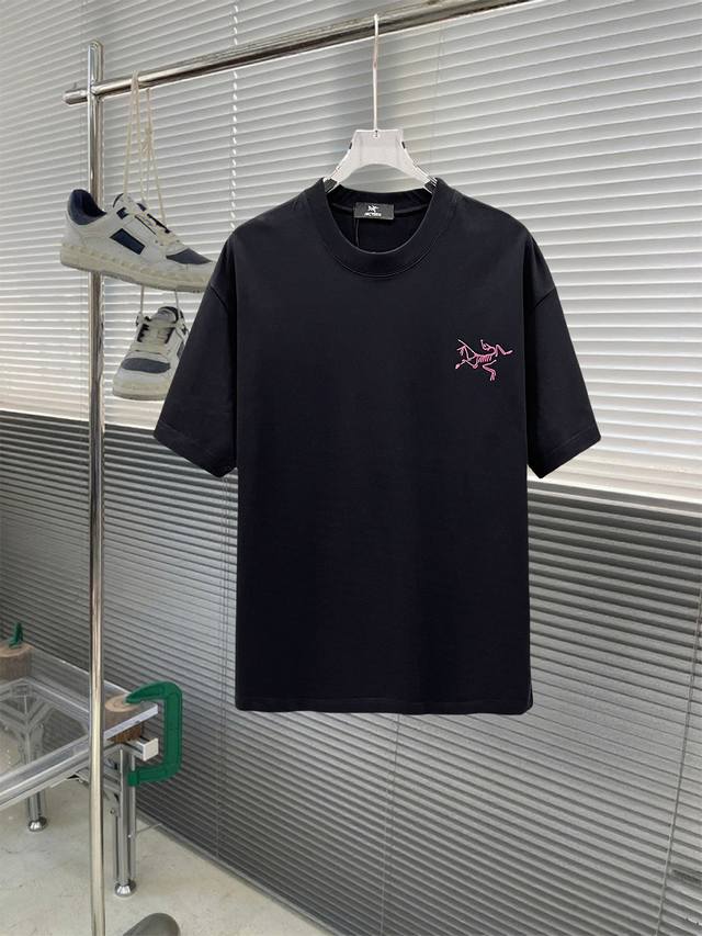 Arrived on the same day, in stock and ready to match Arc'teryx Exclusive first h