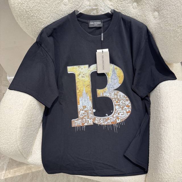 Balenciaga 25Ss Summer Paris 260g Short T-shirt A highly detailed stylized Gold-