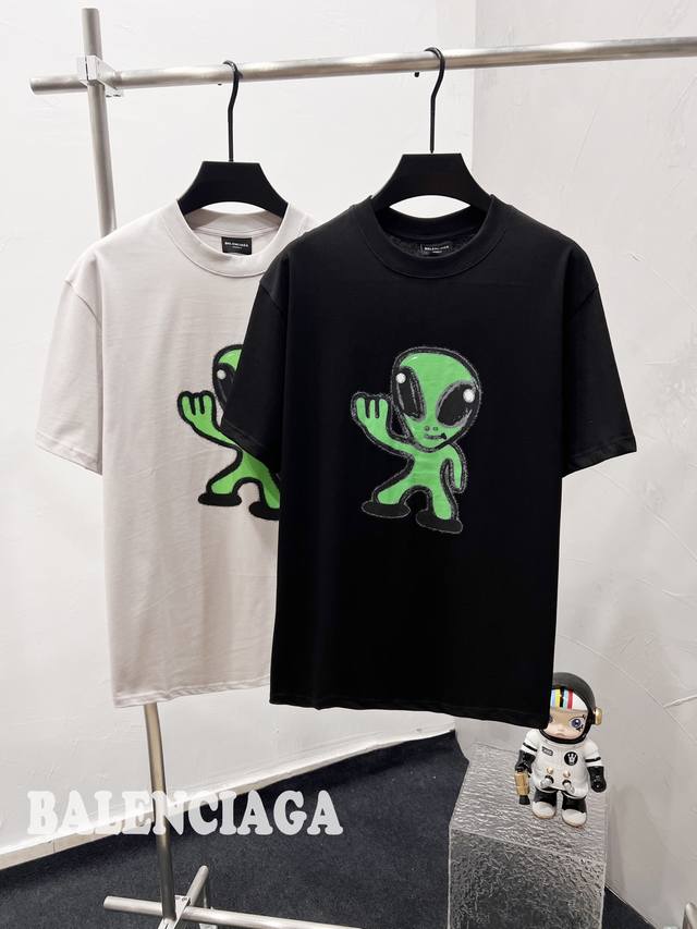 F72 Paris 100 Balenciaga 2025 official website same alien smiley face Logo lett