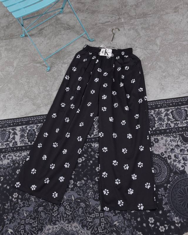 M698 Ck pants Dog claw walking pants Wide-leg pants, straight pants A wider Yam