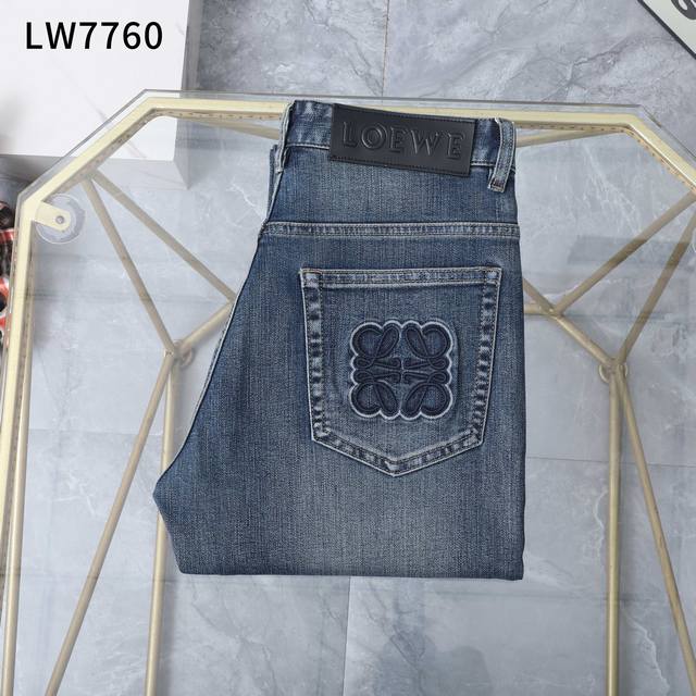 New autumn and winter jeans Model number: Lw7760 Size: 29-42 Business version: