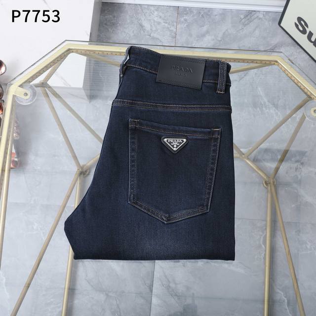 New autumn and winter jeans Model number: P 90 Size: 29-42 Business version: sl