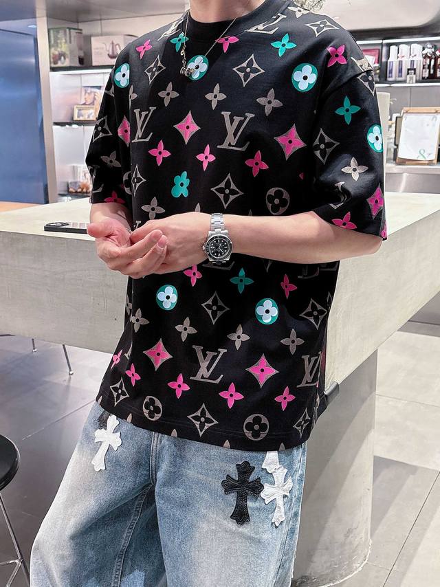 Lv 2025 Spring and Summer New Release, the latest short-sleeved round neck T-shi