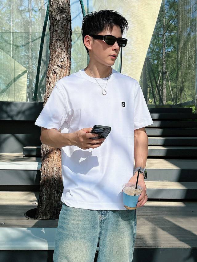 Fendi 2025 Spring and Summer New Release Counter Latest Short-sleeved Round Nec