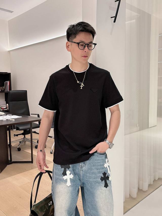 Prada 2025 Spring and Summer New Releases Newest Short-sleeved Round Neck T-shi