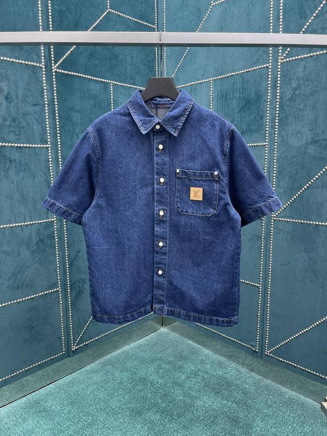 25Ss new denim short-sleeved shirt from the 2025 Spring/Summer show, with a loo