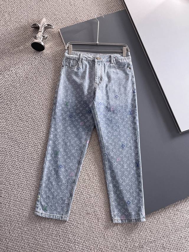 Lv 2025 new product, original jeans, brand classic logo design, three complete l