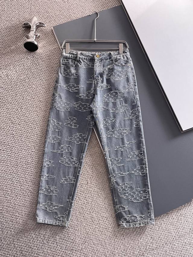 Lv 2025 new product, original jeans, brand classic logo design, three complete l