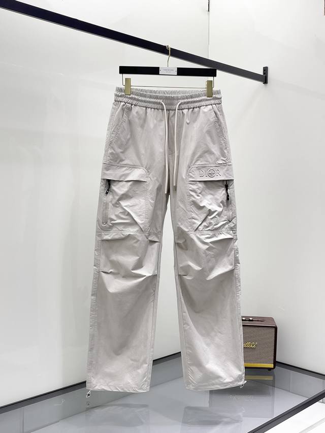 Dior's top-quality 2025 spring and summer new casual pants! Available on the off