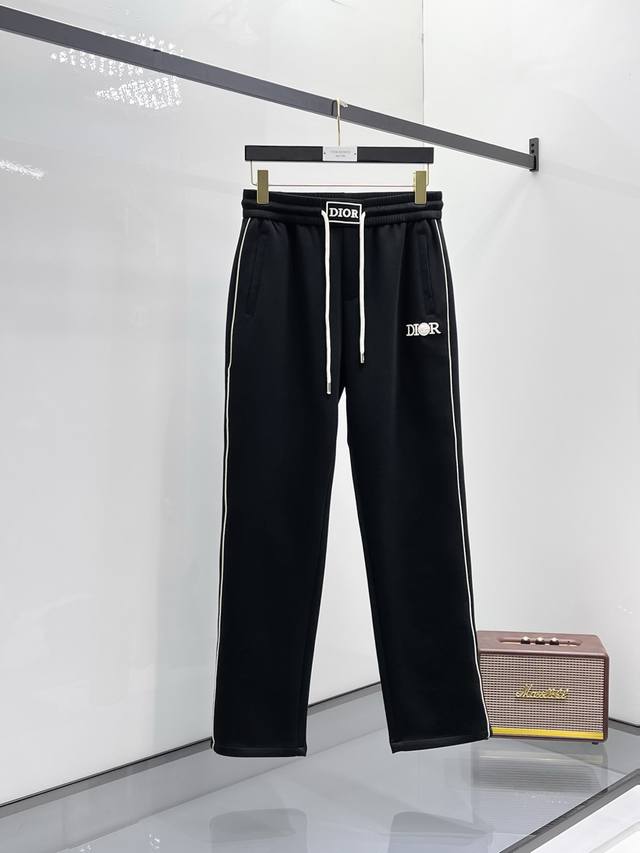 Dior's top-quality 2025 spring and summer new casual pants! Available on the off