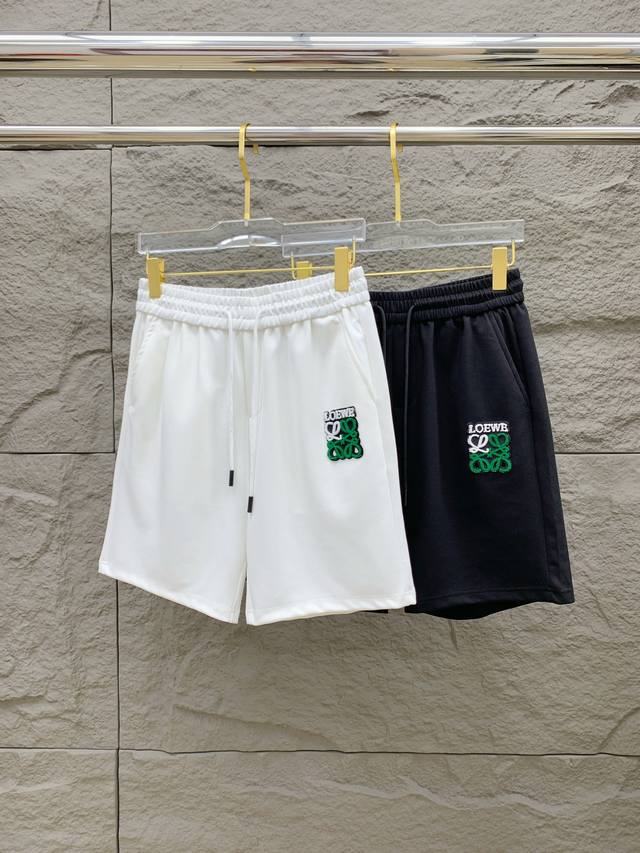 Loewe 2025 Spring and Summer new men's casual shorts High-end goods Simple, fash