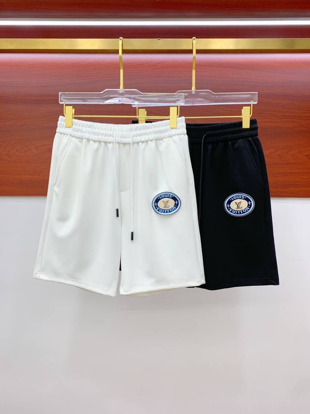 Lv 2025 Spring and Summer New Men's Casual Shorts High-end goods Simple, fashion