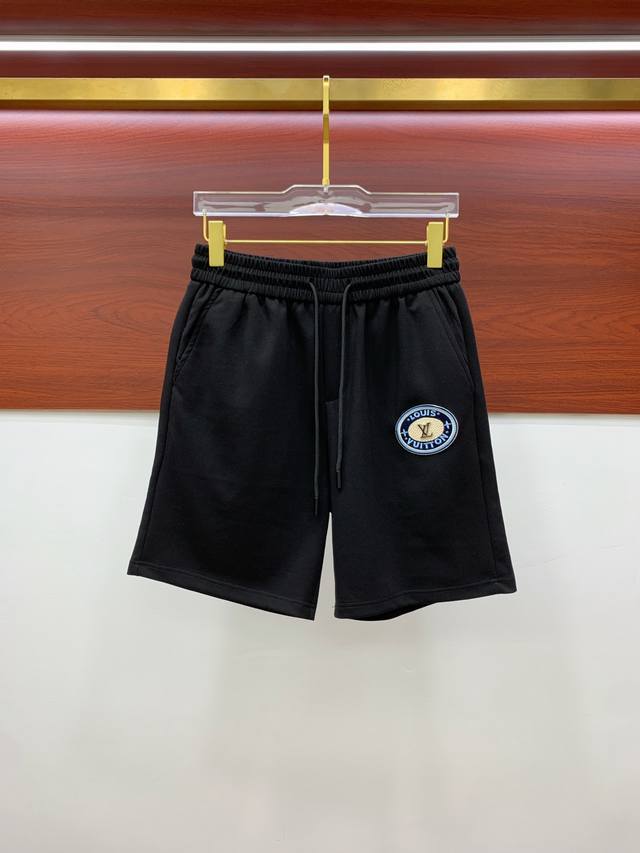 Lv 2025 Spring and Summer New Men's Casual Shorts High-end goods Simple, fashion