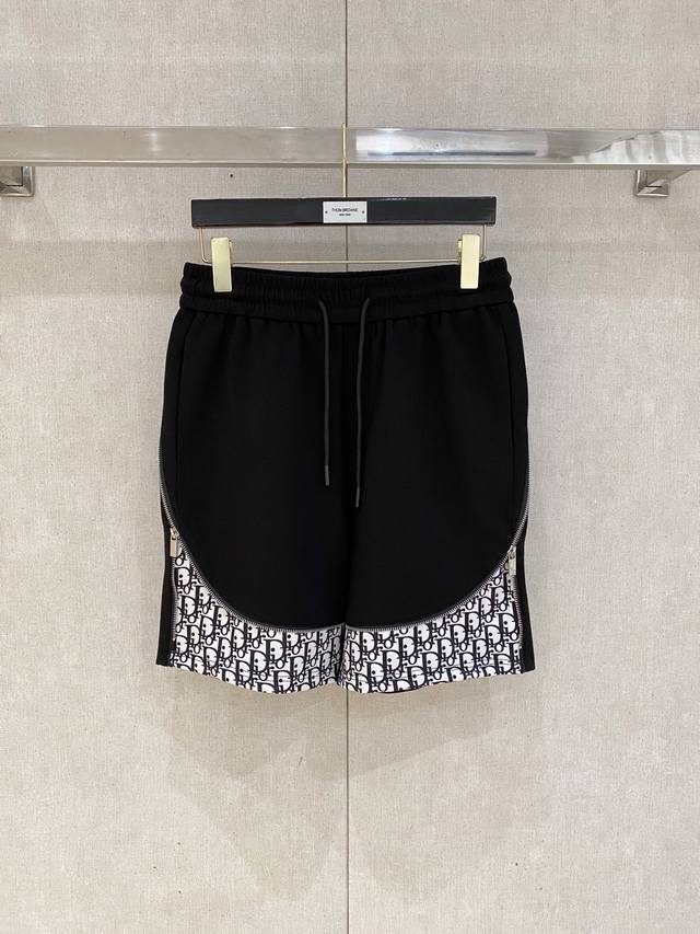 Dior 2025 Spring and Summer new men's casual shorts high-end goods simple, fashi