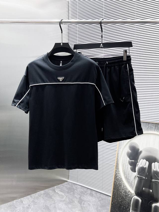 Prada 2025Ss new summer casual short-sleeved shorts suit, high-end version! Cus