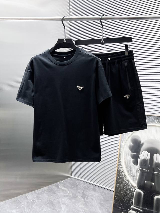 Prada 2025Ss new summer casual short-sleeved shorts suit, high-end version! Cus
