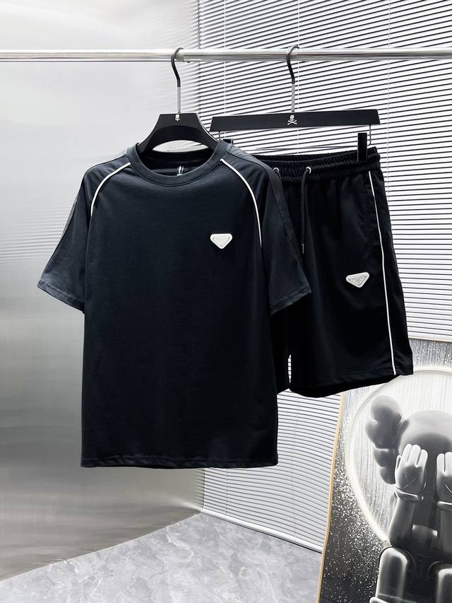 Prada 2025Ss new summer casual short-sleeved shorts suit, high-end version! Cus