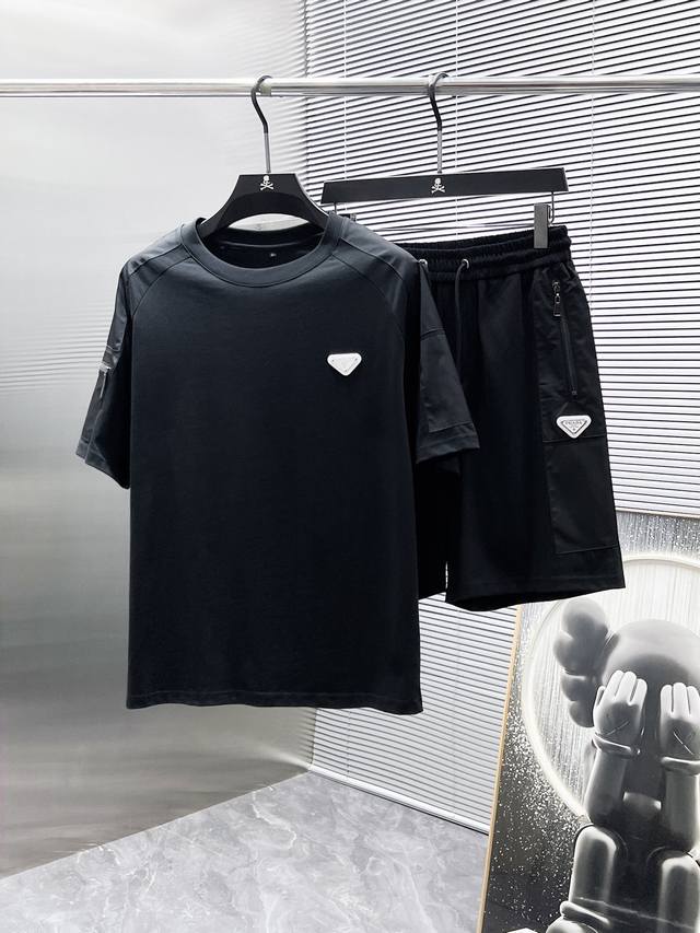 Prada 2025Ss new summer casual short-sleeved shorts suit, high-end version! Cus