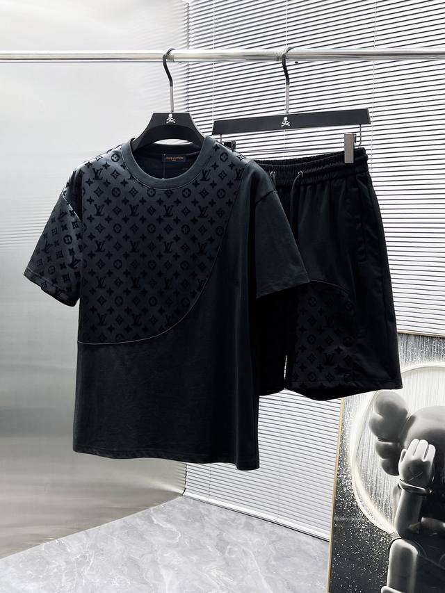 Louis Vuitton Lv 2025Ss new summer casual short-sleeved shorts suit, high-end ve
