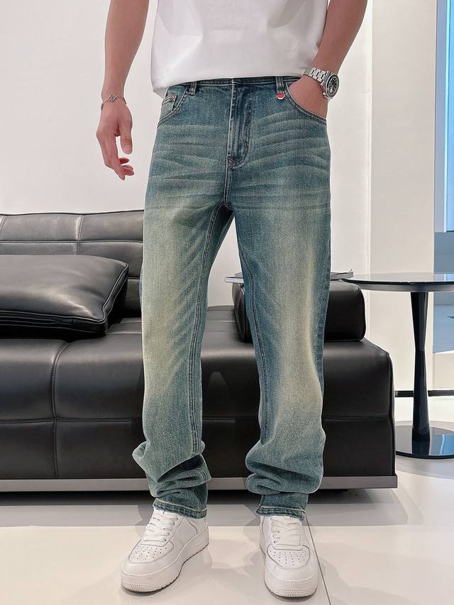 Kiton# 25 Spring and Summer original men's fashion casual denim jeans, Hong Kong