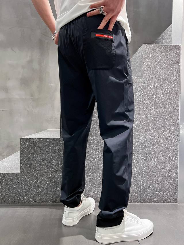 P Men's casual pants The latest model has an invincible upper body shape! You ca