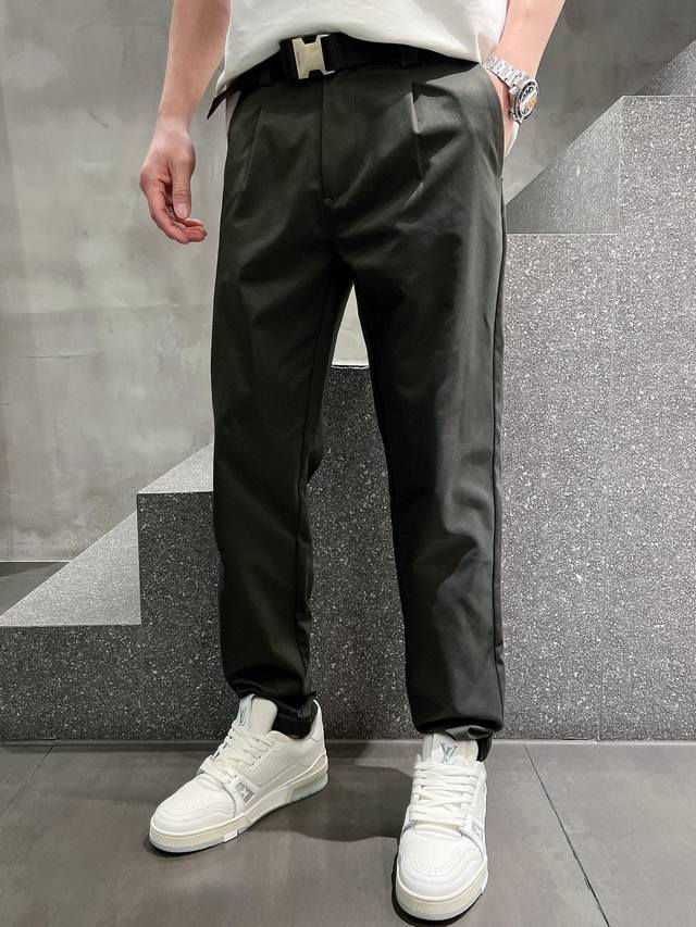 Pra25Ss cotton blended metal buckle belt casual pants, men's red rubber nameplat