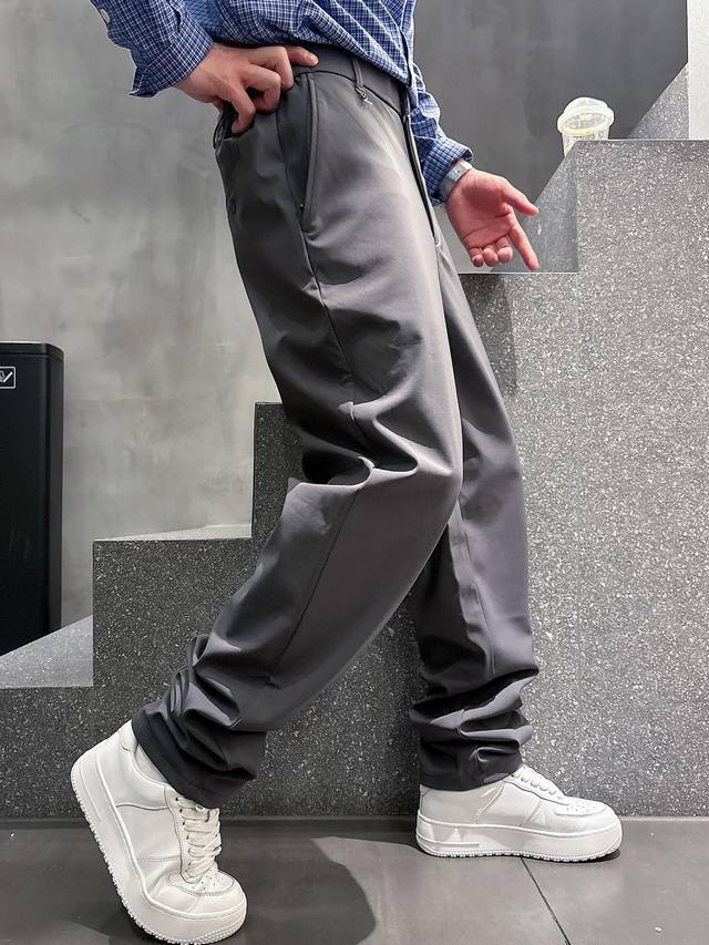 L's super elastic upper body is free of restraint. S official website is availab