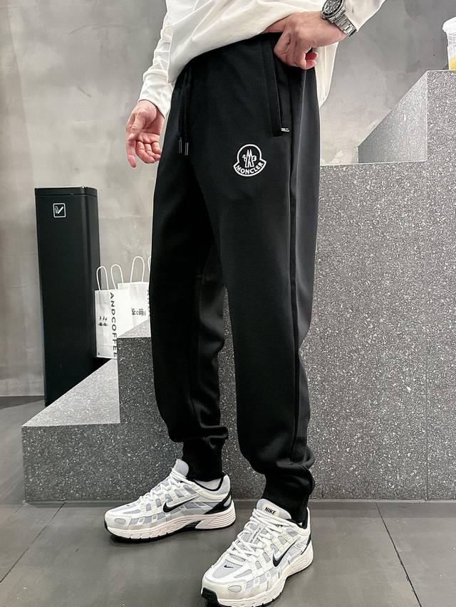Mo Moncler 25 Early Autumn latest men's fashion cuffed casual sweatpants! Basic